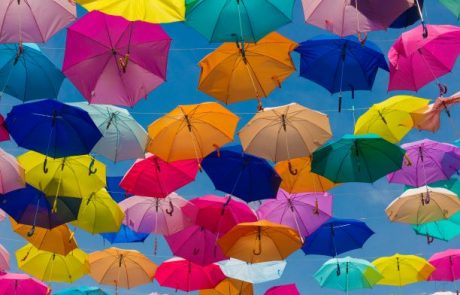 איך מוכרים מטרייה בקיץ